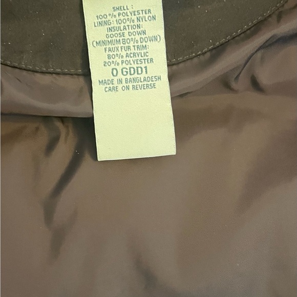 LL Bean Women’s Winter Coat - Picture 4 of 5